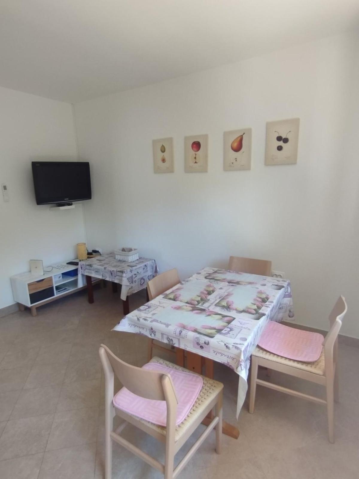 Apartman Kora ニヴィーチェ エクステリア 写真